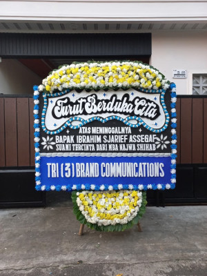 Papan Bunga Duka di Pagersari